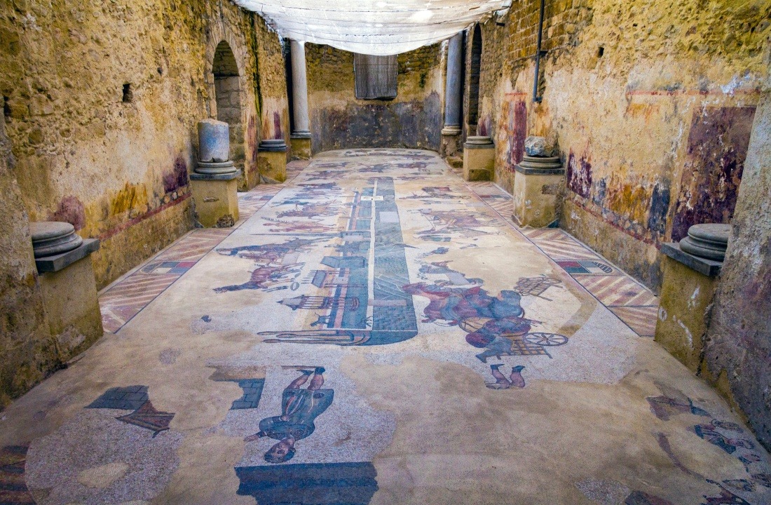 VILLA ROMANA DEL CASALE 1100 X 720