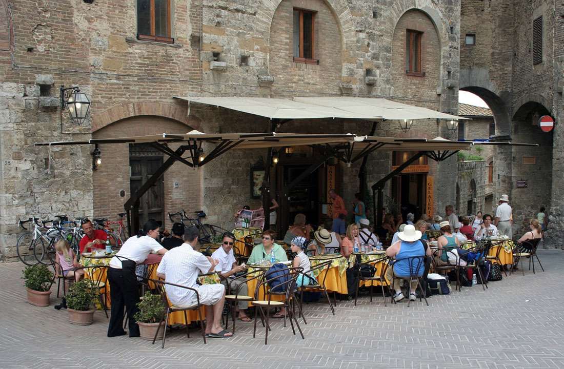 Campania & Tuscany Tour - Food, Wine & Culture